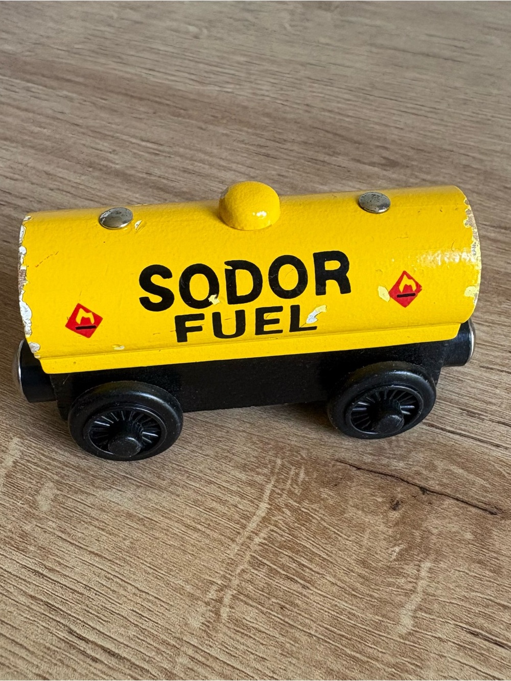 Thomas & Friend Wooden Train - Sodor Fuel Car - Britt Allcroft 2000